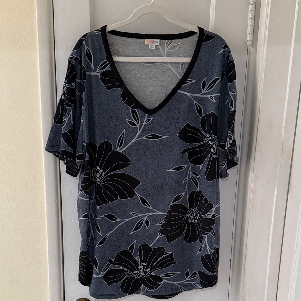 LuLaRoe Black and Gray Floral V-Neck Top